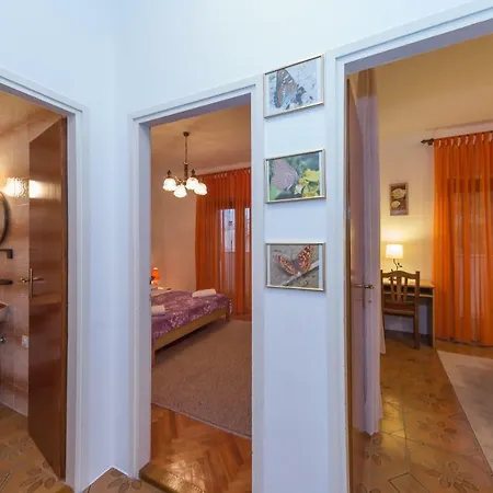 Zorica Biograd Na Moru