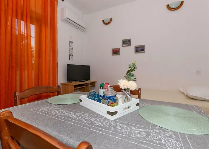 Διαμέρισμα Zorica Biograd Na Moru